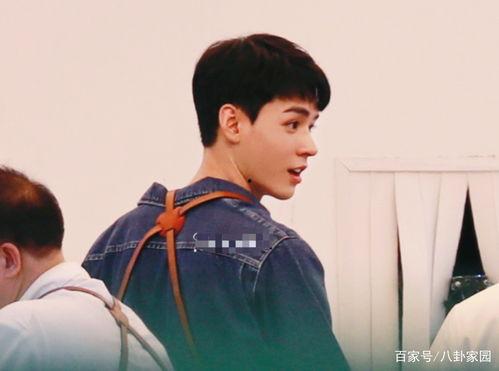 明星龚俊帅照,魅力四溢，演绎不凡风采