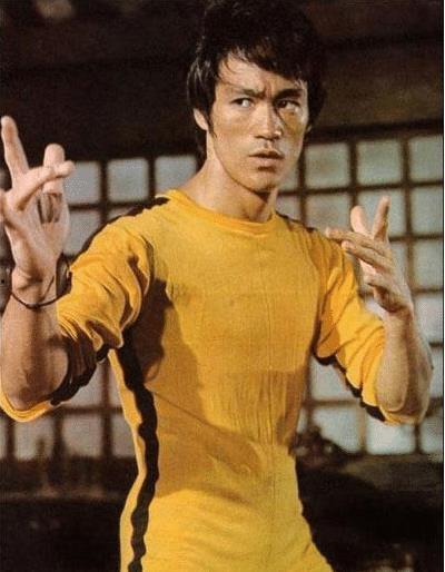 功夫明星扎马步